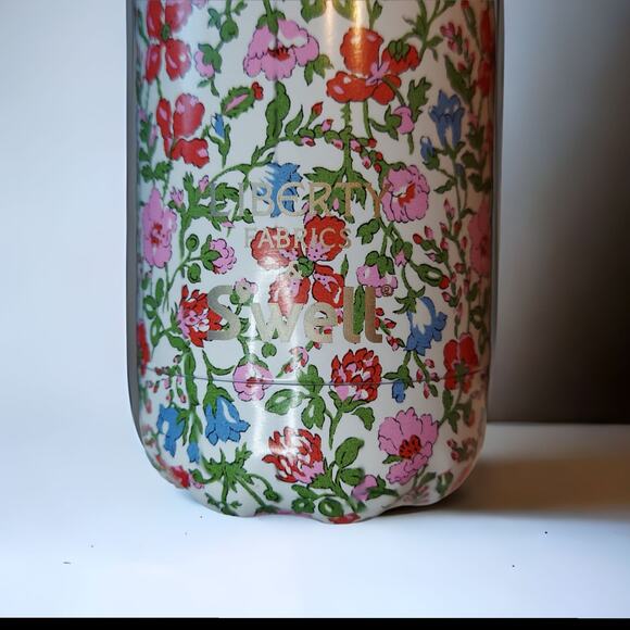 Starbucks S'well Liberty of London Water Meadow Floral Ditzy 17 oz Bottle New - Picture 8 of 12